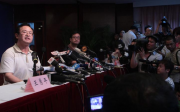 万众一心打赢“人民战争”——携手全球抗疫 彰显中国担当④